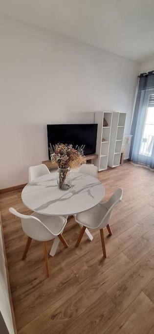 Faby & Fra Apartments Livorno Buitenkant foto