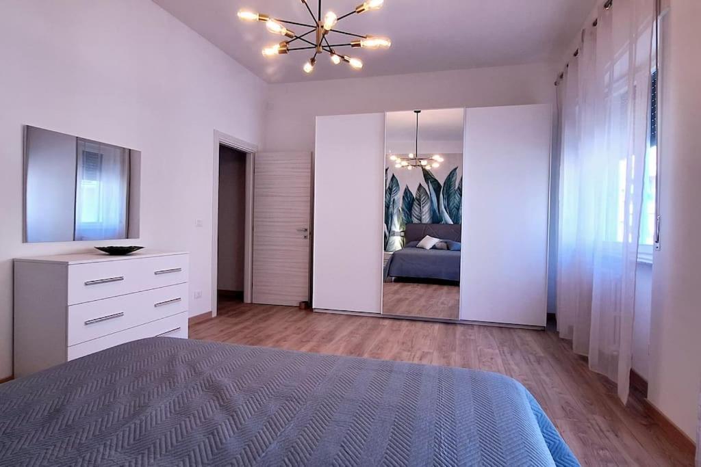 Faby & Fra Apartments Livorno Buitenkant foto